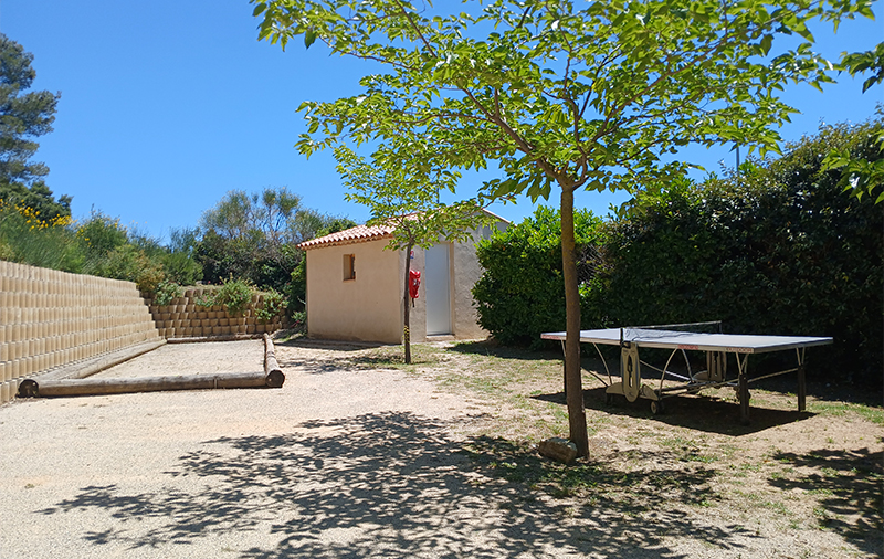 Boules pitch and table-tennis table at the Cézanne Sainte-Victoire campsite in the PACA region